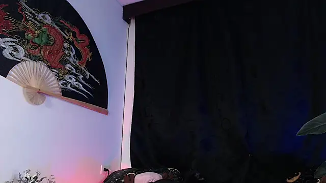 Ellyuwuw online show from 05-27-26, 01:04
