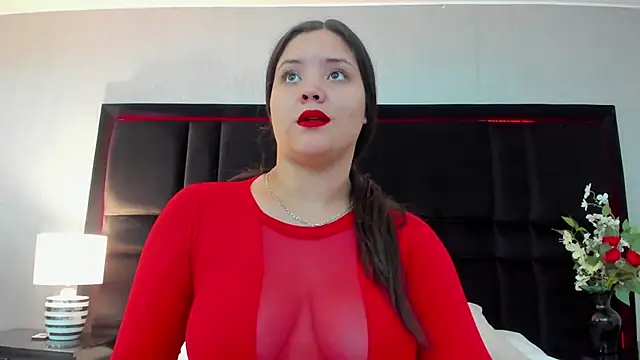 NahiaMonet online show from 10-18-25, 03:19
