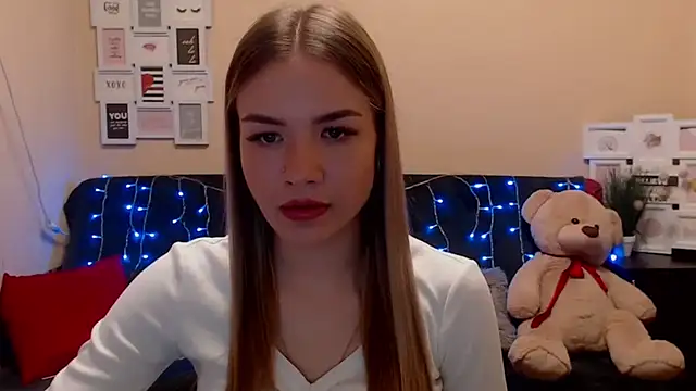 Snapshot of aSingleOne chatting on 02-07-26, 09:23 aSingleOne online show from 02-07-26, 09:23