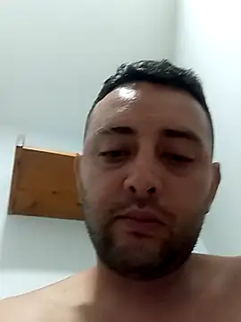 Snapshot of angelitocalientico chatting on 05-03-26, 05:45 angelitocalientico online show from 05-03-26, 05:45