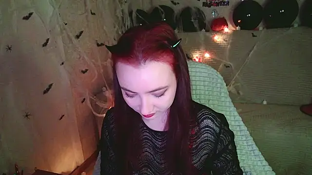 Micky Wood online show from 10-29-25, 03:33