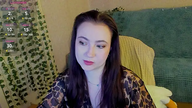 Snapshot of Micky_Wood chatting on 05-27-26, 02:13 Micky Wood online show from 05-27-26, 02:13