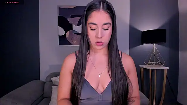 Snapshot of SussyBellX chatting on 09-14-25, 05:02 SussyBellX online show from 09-14-25, 05:02