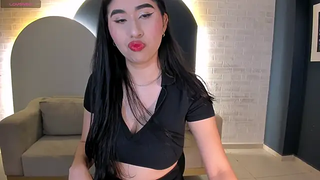 MayaMoretti  online show from 01-10-26, 03:46