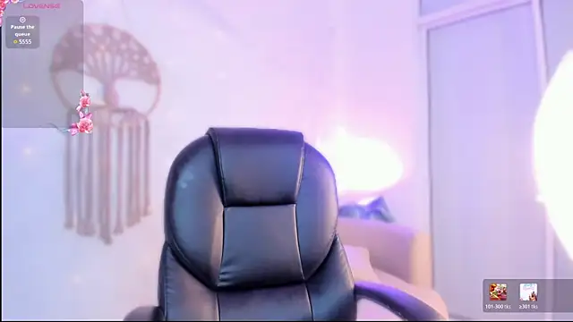 Ginni charlotte online show from 02-07-26, 04:09