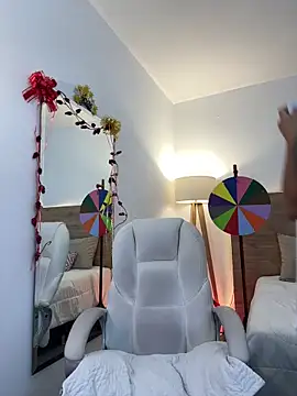 Snapshot of GinebraBrown chatting on 12-13-25, 08:04 GinebraBrown online show from 12-13-25, 08:04