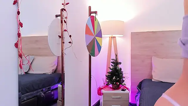 Snapshot of GinebraBrown chatting on 12-02-25, 06:42 GinebraBrown online show from 12-02-25, 06:42