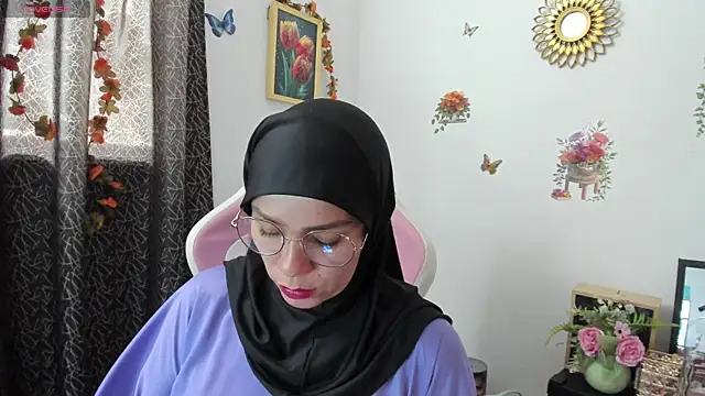 Snapshot of dalila_kemur chatting on 05-25-26, 02:49 dalila kemur online show from 05-25-26, 02:49