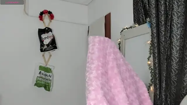 Snapshot of dalila_kemur chatting on 07-19-26, 01:08 dalila kemur online show from 07-19-26, 01:08