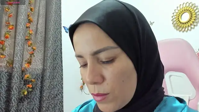 Snapshot of dalila_kemur chatting on 05-06-26, 10:03 dalila kemur online show from 05-06-26, 10:03