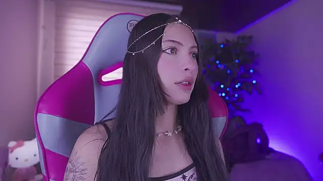 Snapshot of Rebecah_1 chatting on 03-27-26, 03:02 Rebecah 1 online show from 03-27-26, 03:02