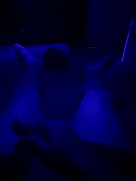 Snapshot of johnboones10 chatting on 11-02-25, 10:31 johnboones10 online show from 11-02-25, 10:31