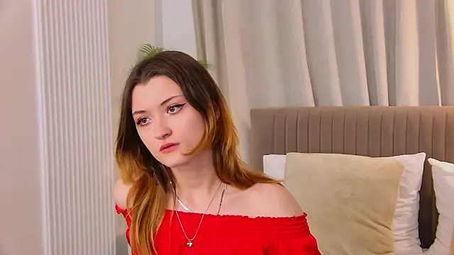 Snapshot of LillySvon chatting on 02-10-26, 04:50 LillySvon online show from 02-10-26, 04:50