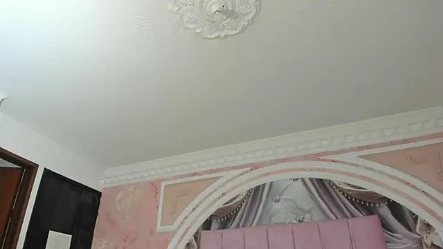 Snapshot of Ivy_rae_xxx chatting on 12-20-25, 12:30 Ivy rae xxx online show from 12-20-25, 12:30