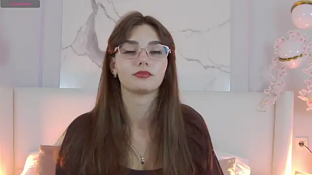 LeaMelone online show from 09-10-25, 07:24