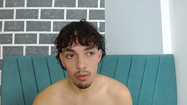 Snapshot of Jake_laraxxx chatting on 10-11-25, 05:47 Jake laraxxx online show from 10-11-25, 05:47