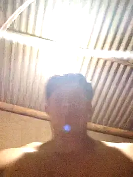 Snapshot of Gustavo1135e chatting on 02-11-26, 02:22 Gustavo1135e online show from 02-11-26, 02:22