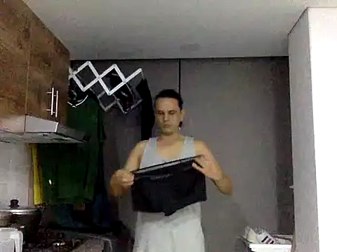 Snapshot of KianxxTeach chatting on 10-07-25, 02:12 KianxxTeach online show from 10-07-25, 02:12