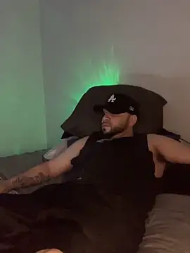 Brownroyal online show from 09-25-25, 01:17