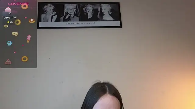 Angeel Kate online show from 09-28-25, 05:36