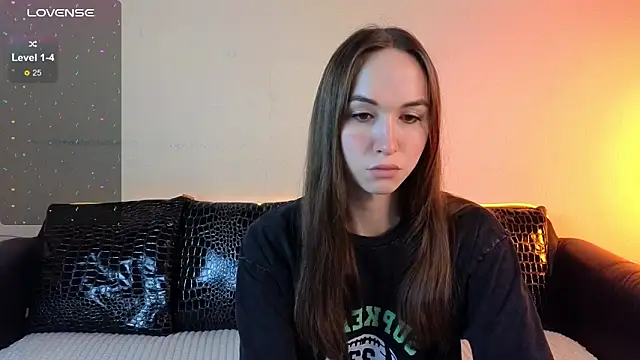 Angeel Kate online show from 10-04-25, 11:23