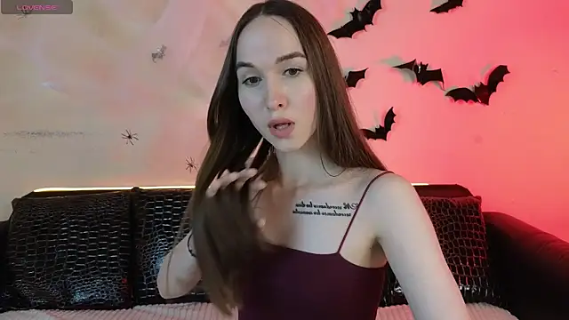 Angeel Kate online show from 10-24-25, 08:24