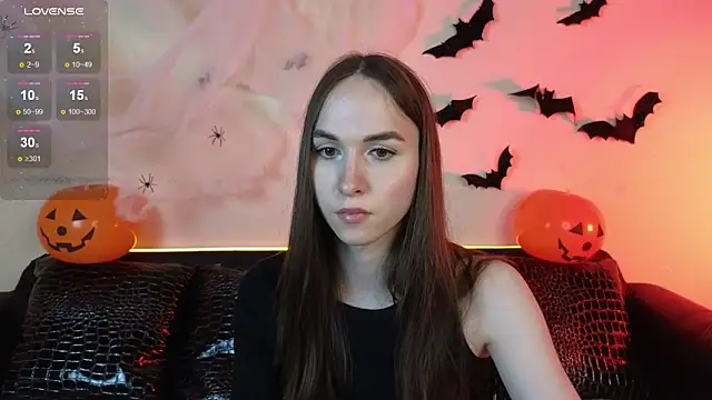 Angeel Kate online show from 10-16-25, 05:32