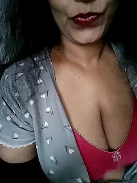 Snapshot of Deepa_Sharma143 chatting on 10-29-25, 01:37 Deepa Sharma143 online show from 10-29-25, 01:37