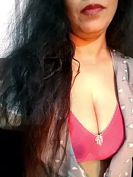 Snapshot of Deepa_Sharma143 chatting on 01-08-26, 02:17 Deepa Sharma143 online show from 01-08-26, 02:17