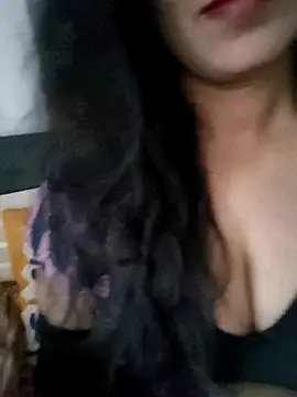 Snapshot of Deepa_Sharma143 chatting on 10-22-25, 02:00 Deepa Sharma143 online show from 10-22-25, 02:00