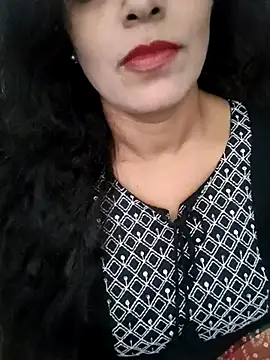 Snapshot of Deepa_Sharma143 chatting on 09-22-25, 05:13 Deepa Sharma143 online show from 09-22-25, 05:13