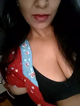 Deepa Sharma143 online show from 11-05-25, 01:52