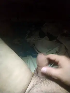 Snapshot of quieresleche1 chatting on 09-21-25, 05:56 quieresleche1 online show from 09-21-25, 05:56