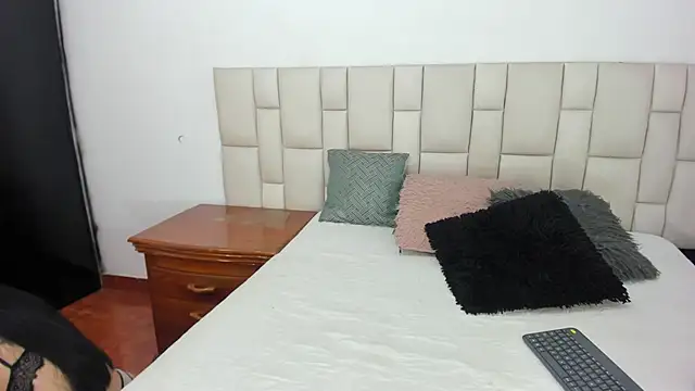 Snapshot of BiancaMoreti chatting on 06-02-26, 07:08 BiancaMoreti online show from 06-02-26, 07:08