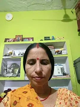 Snapshot of Hot_liya54 chatting on 09-27-25, 02:18 Hot liya54 online show from 09-27-25, 02:18