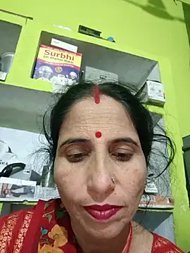 Snapshot of Hot_liya54 chatting on 10-14-25, 05:24 Hot liya54 online show from 10-14-25, 05:24