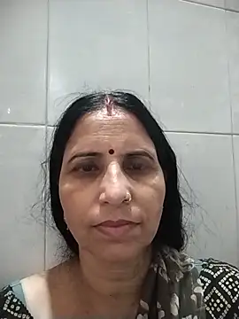 Snapshot of Hot_liya54 chatting on 06-20-26, 12:48 Hot liya54 online show from 06-20-26, 12:48