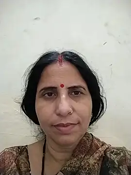 Snapshot of Hot_liya54 chatting on 05-28-26, 01:35 Hot liya54 online show from 05-28-26, 01:35