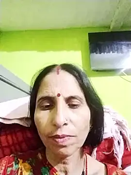 Snapshot of Hot_liya54 chatting on 10-18-25, 02:24 Hot liya54 online show from 10-18-25, 02:24