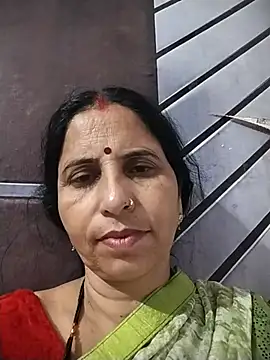 Snapshot of Hot_liya54 chatting on 06-21-26, 11:32 Hot liya54 online show from 06-21-26, 11:32