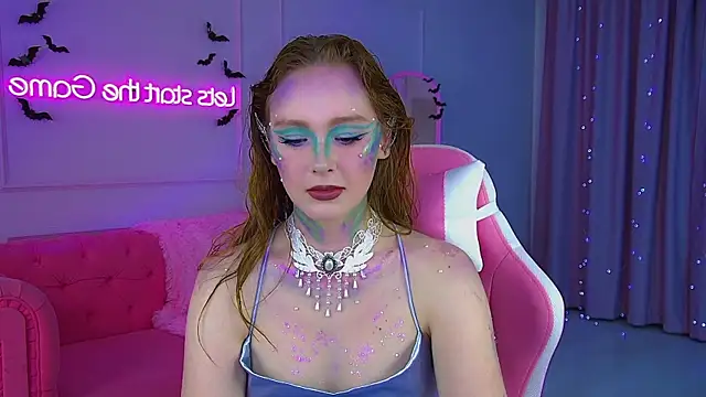 AgataFoxley online show from 10-31-25, 06:15