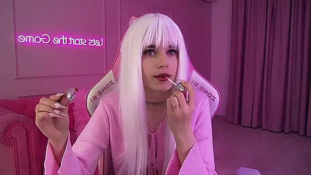 Snapshot of MelissaBauch chatting on 03-04-26, 06:26 MelissaBauch online show from 03-04-26, 06:26