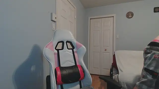 Ardokks online show from 12-14-25, 02:18