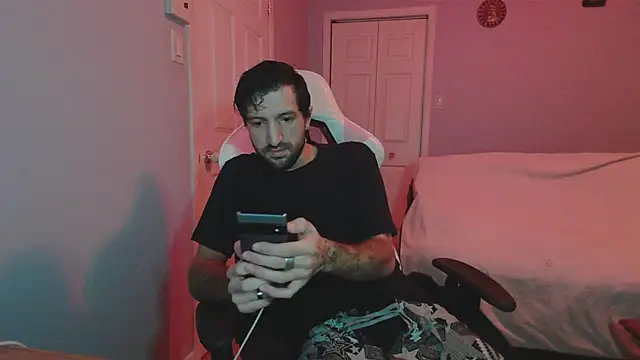 Ardokks online show from 12-20-25, 02:03