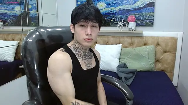 Iantwink18 online show from 01-05-26, 09:29