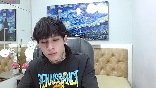 Iantwink18 online show from 12-17-25, 09:53