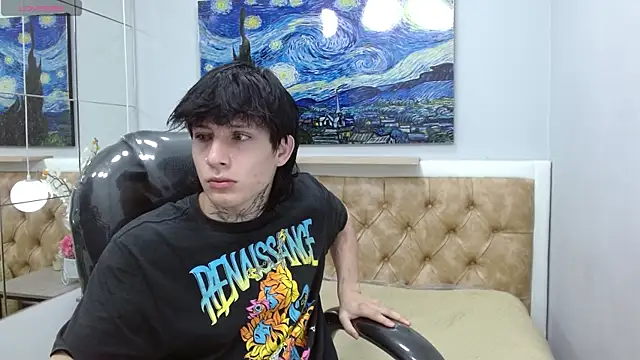 Iantwink18 online show from 12-18-25, 09:58