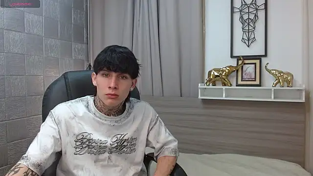 Iantwink18 online show from 02-17-26, 12:30