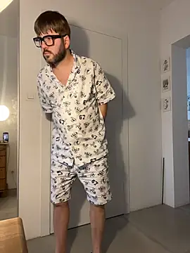 Patryk3434 online show from 12-02-25, 11:56