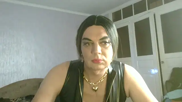 NiraFrost online show from 10-28-25, 06:18